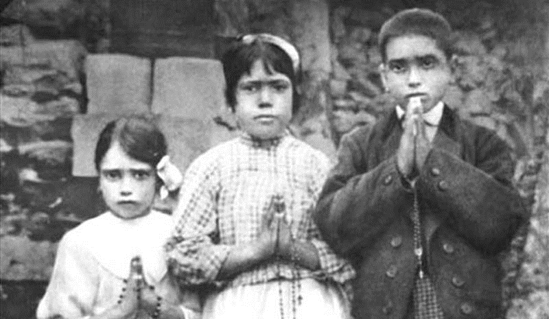 The Children of Fatima and the Three Secrets