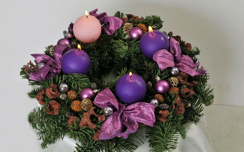 How to Make an Advent Wreath